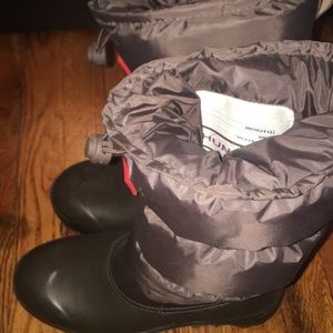 Hunter snow boots